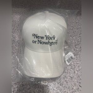 New York or Nowhere: Unisex White Baseball Cap with Black Trim